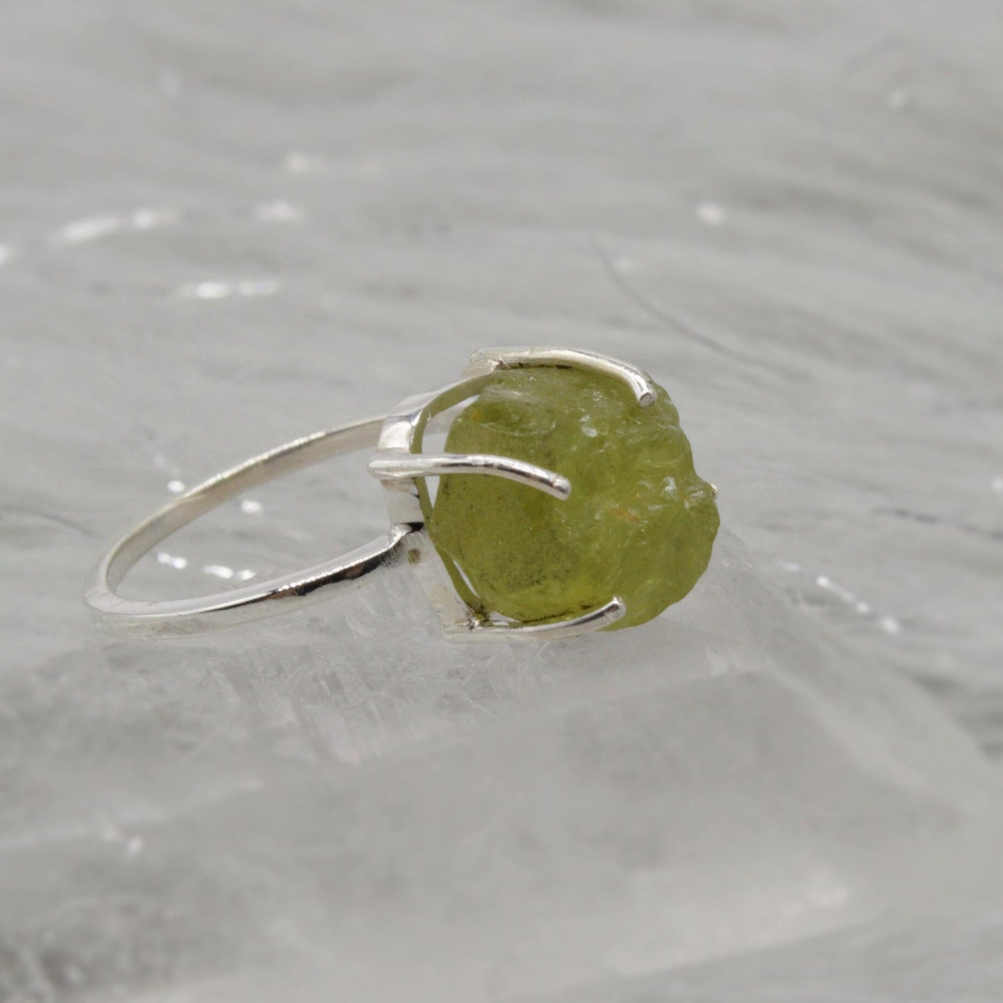 Raw Peridot Ring, Gemstone Ring, August Birthstone Jewelry, UK Size T, Peridot Jewelry, Raw Gem Ring, Rings For Women, Gift For Her