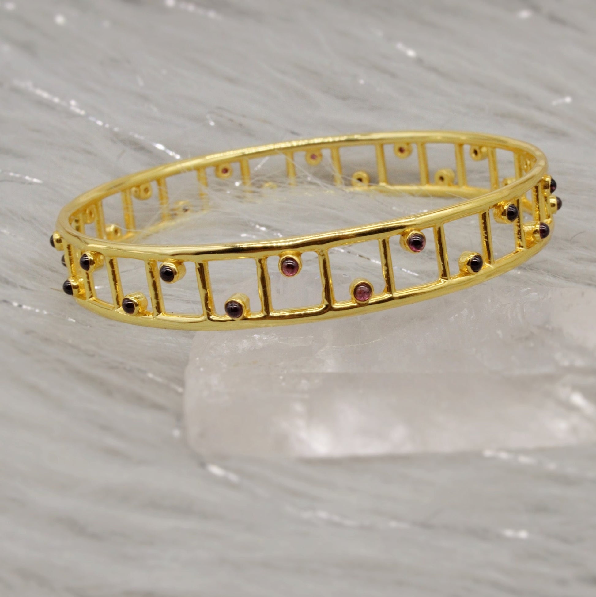 Garnet Gold Bangle Bracelet, January Birthstone Bangle, Unique Dainty Gemstone Bracelet, Indian Gold Bracelets, Kada Bangle For Women, 6.5cm