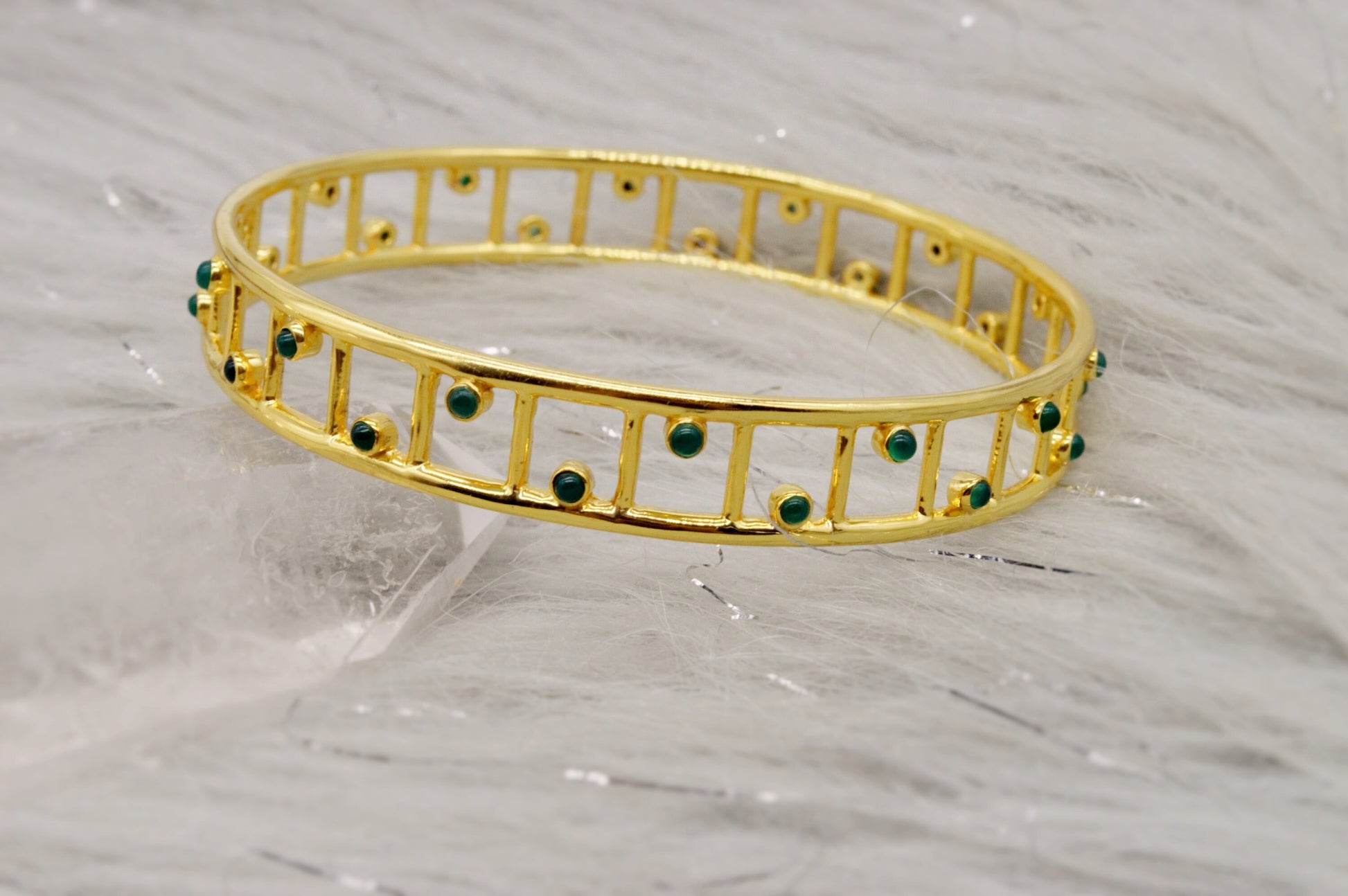 Green Onyx Gold Bangle Bracelet, Dainty Gemstone Bracelet, Unique Bracelet For women, Gift For Her, Birthday Gift, 6.5 cm diameter